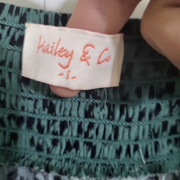 Hailey & Co Women's Small Peasant Blouse Top Animal Print Embroidery - Picture 5 of 10